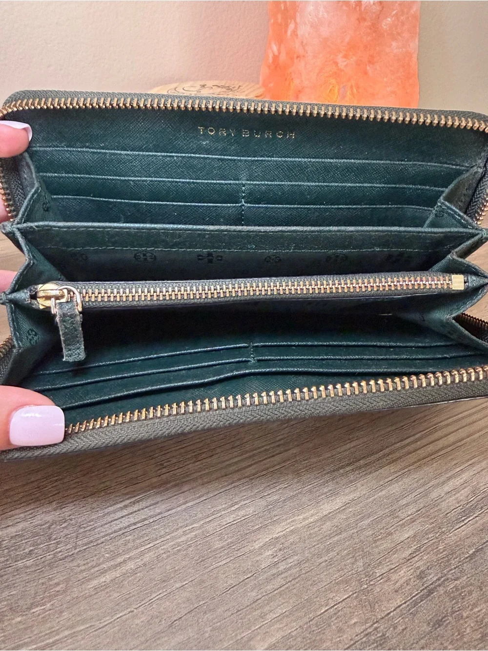 Tory Burch Robinson Zip Around Continental Wallet